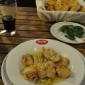 クシャダスの煮込みがおいしい人気店「アウル」の写真1