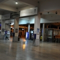 夜の国鉄スィルケジ駅の写真1