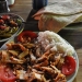 イスタンブールの長距離バスステーション「エセンレル・オトガル」でケバブを食べるの写真1